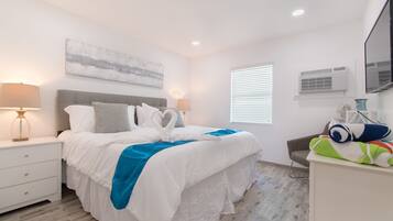 1 bedroom, iron/ironing board, travel cot, free WiFi