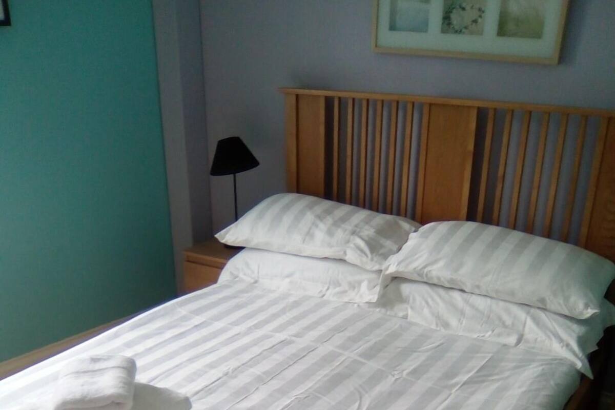 Egyptian cotton sheets, premium bedding, individually decorated