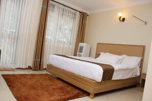 Individually furnished, free WiFi - Santa Maria Hotel Entebbe (Entebbe)