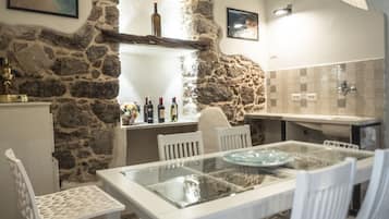 Free daily local cuisine breakfast