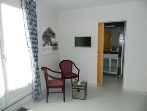 Living area - Aujuseb (Castelnaudary)