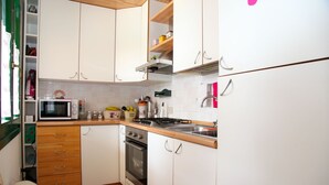 Biệt thự, 3 phòng ngủ | Bếp riêng