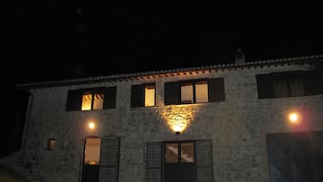 Esterni