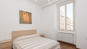 Unclassified image, 3 of 39, button - RSH Popolo Elegant Two Bedroom Apartment (Rome)