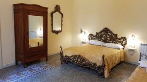 Svit Deluxe | Sängtillbehör av högsta kvalitet, duntäcken och memory foam-madrasser