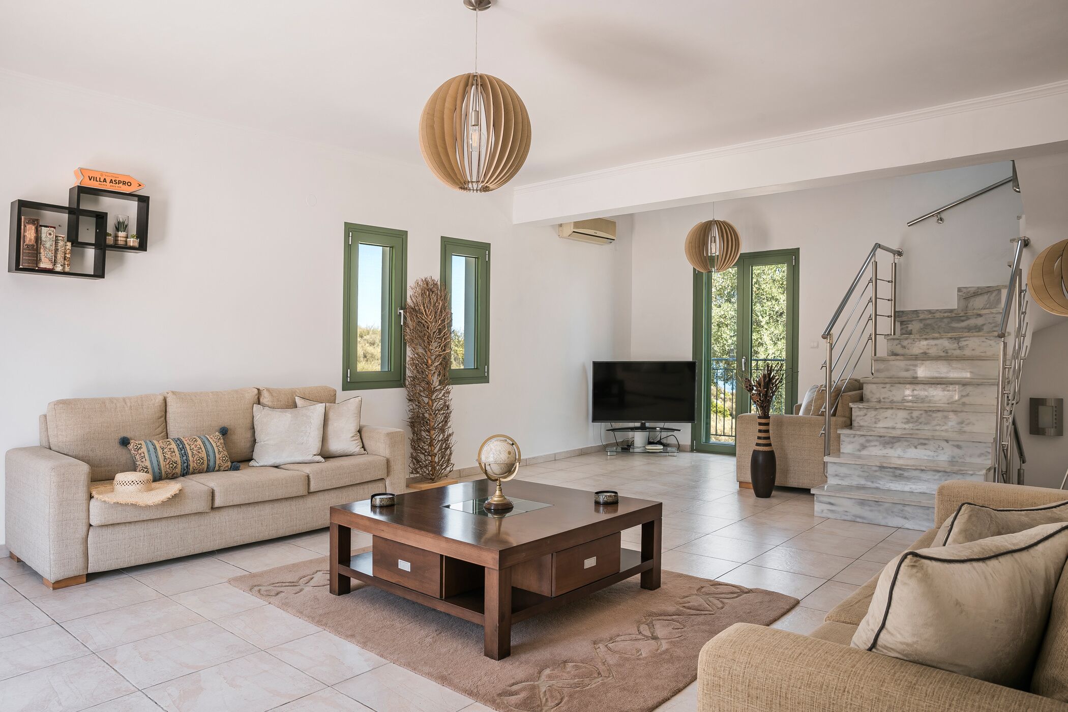 Luxury Villa with Jacuzzi, Infinity Pool And Spectacular Sea & Mountain Views