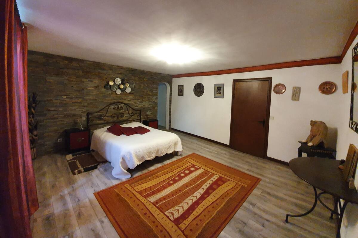 Chambre Double, vue parc (L'Egyptienne)