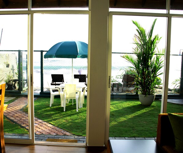 Property entrance - Randiya Beach Villa (Boossa)