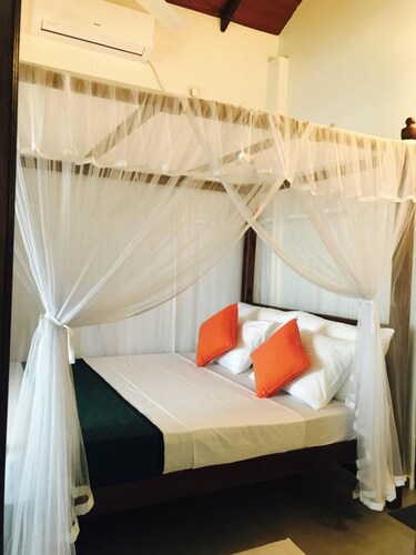 Randiya Beach Villa