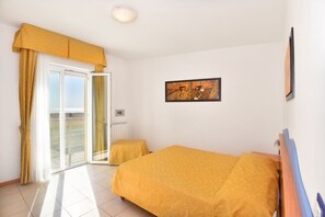 Apartment, 2 Bedrooms, Partial Sea View (5 Adults) - Aparthotel Villa Olga (Caorle)