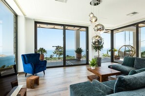 Superior Villa, 4 Bedrooms, Ocean View, Poolside | Living area | Flat-screen TV, video game console - Villa Blue Skyline (Apokoronas)