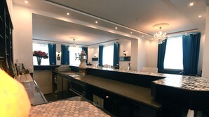 Unclassified image, 2 of 46, button - Hotel Ena (Hemmingen)