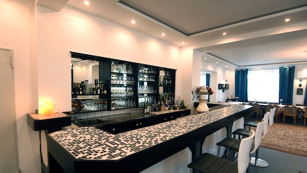 Unclassified image, 1 of 46, button - Hotel Ena (Hemmingen)