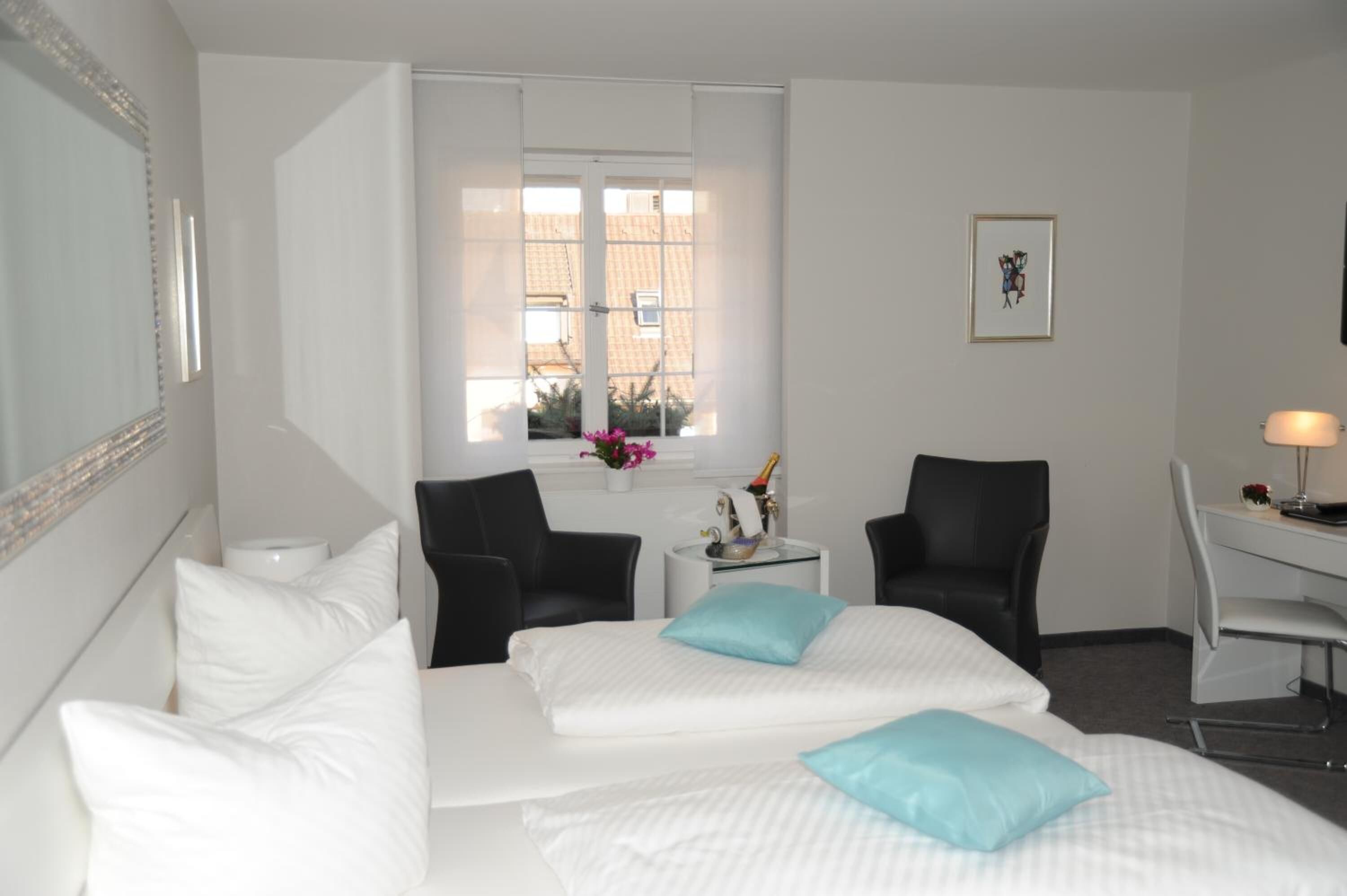 minibar, in-room safe, desk, laptop workspace