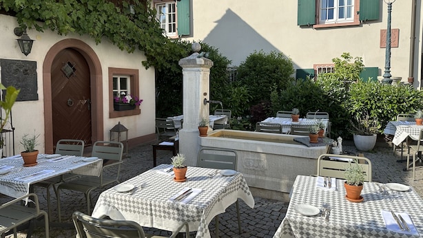 Terrace/patio - Hotel - Restaurant Adler (Weil am Rhein)