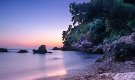 Una playa cerca