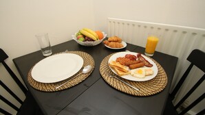 Unclassified image, 4 of 26, button - Molesey Apartments (London)