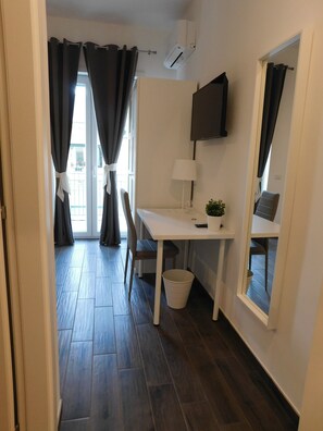 Quarto luxo, vista para a montanha | Roupas de cama premium, frigobar, individualmente decorados