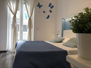 Literie de qualité supérieure, minibar, décoration personnalisée