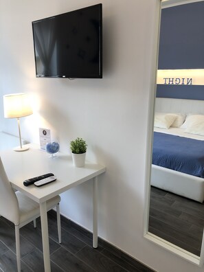 Literie de qualité supérieure, minibar, décoration personnalisée