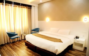 Dobbeltrom – deluxe, 1 dobbeltseng, ikke-røyk | Innvendig detalj