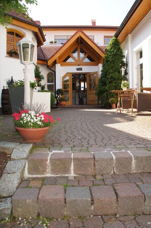 Front of property - Landgasthof Druschel (Schluechtern)