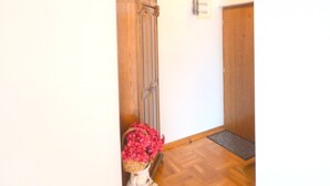 Apartment | Living area - Seafront Apartment Bijela (Bijela)