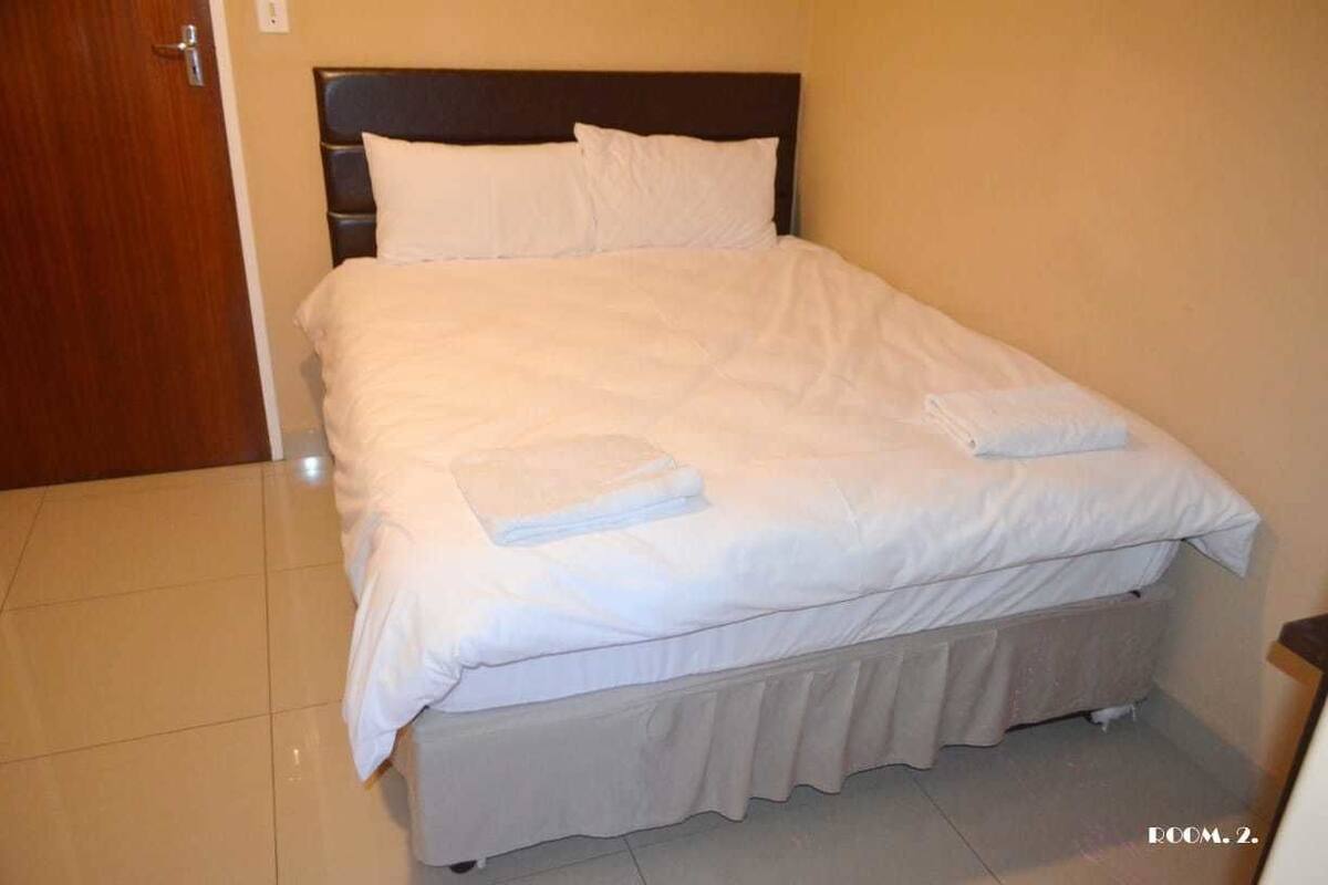 Soundproofing, WiFi (free), bed sheets