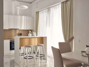 Family Apartment, Partial Sea View (Fantasy) | Private kitchen
