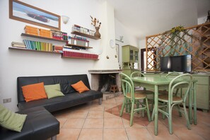 Apartment, 2 Schlafzimmer | Wohnbereich