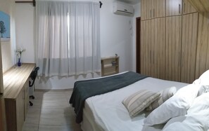 2 bedrooms, individually furnished, desk, blackout curtains