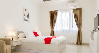 RedDoorz Plus near Jatinangor Town Square 2