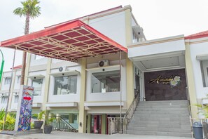 Fachada de la propiedad