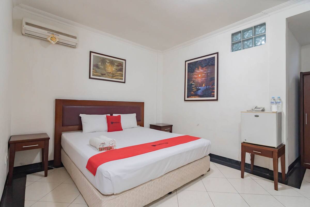 Habitación Deluxe | Escritorio, wifi gratis y ropa de cama