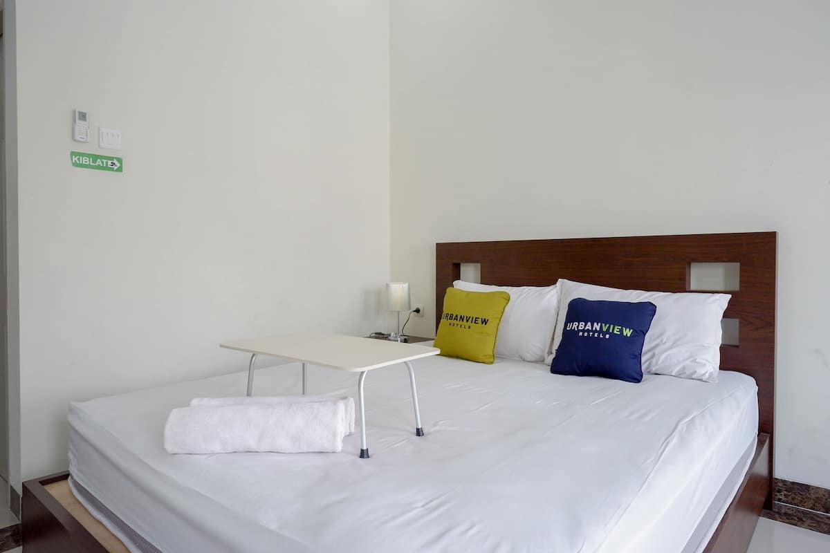 Habitación Deluxe | Escritorio, wifi gratis y ropa de cama