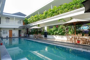 Pool - Urbanview Hotel Syariah Casa Azmya Yogyakarta (Depok)
