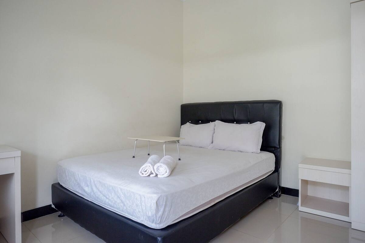 โต๊ะทำงาน, Wi-Fi ฟรี, ผ้าปูที่นอน