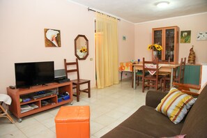 Appartement, 2 chambres | Coin séjour