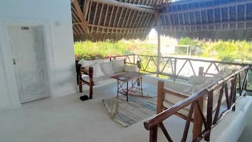 1 bedroom, in-room safe, individually decorated, individually furnished