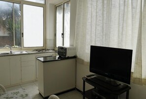 Căn hộ, 3 phòng ngủ | Bếp nhỏ riêng | Tủ lạnh, bếp nấu, dụng cụ nấu nướng/bát dĩa/dao nĩa 