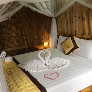 Minibar, una scrivania, insonorizzazione, Wi-Fi gratuito