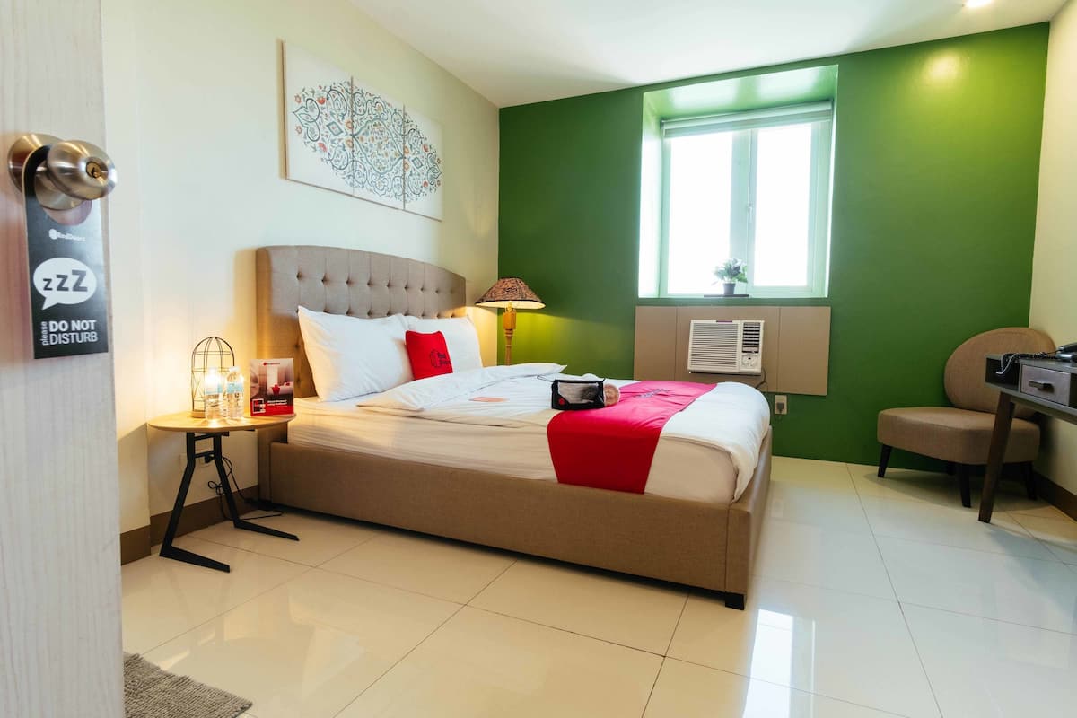 Executive Room, 2 Bedrooms | 2 bedrooms, free WiFi, bed sheets