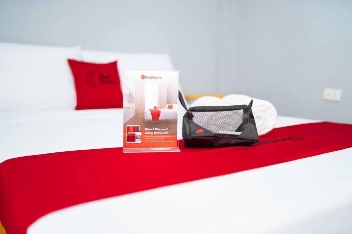 Bureau, Wi-Fi gratuit, draps fournis