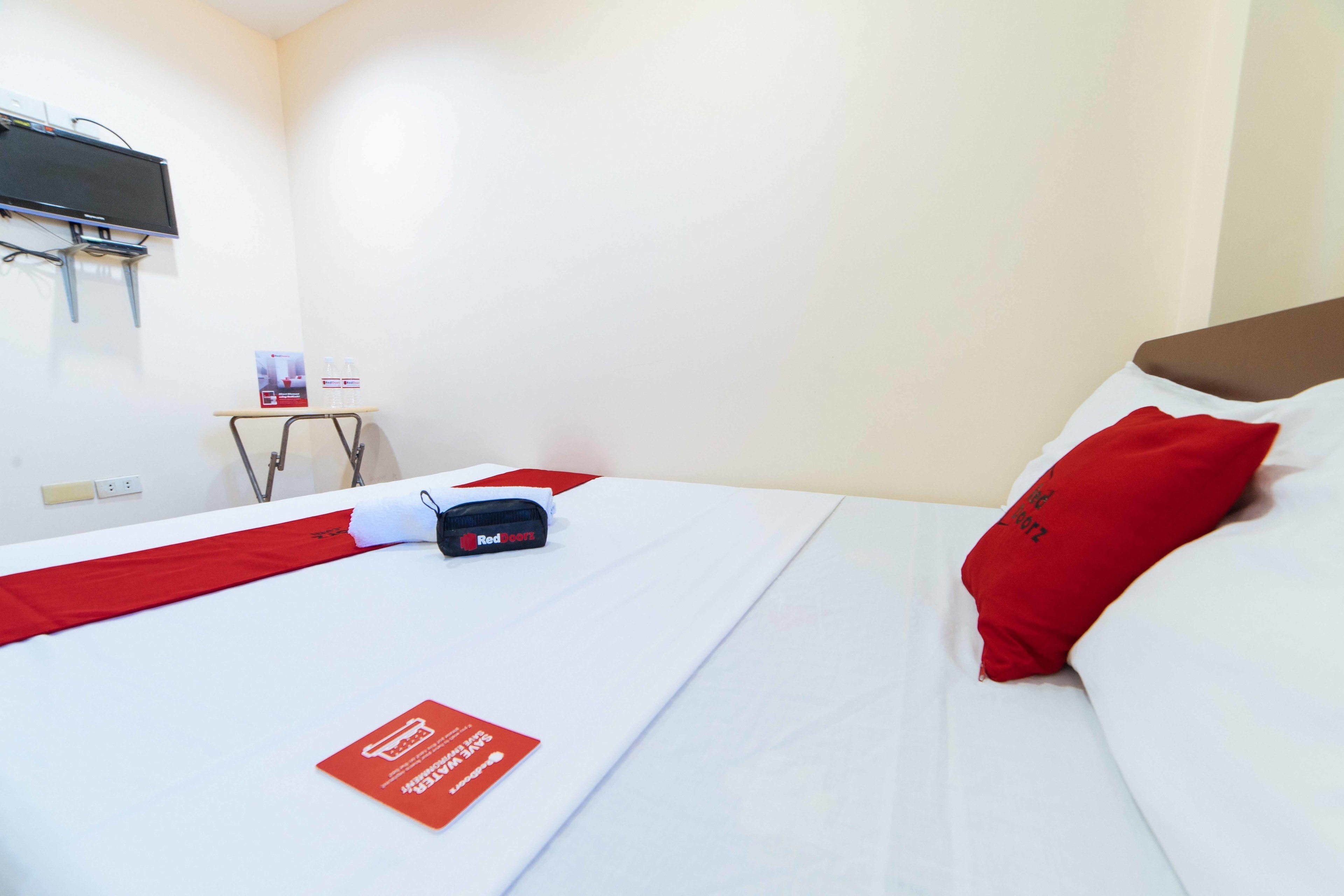 double room | desk, free wifi, bed sheets