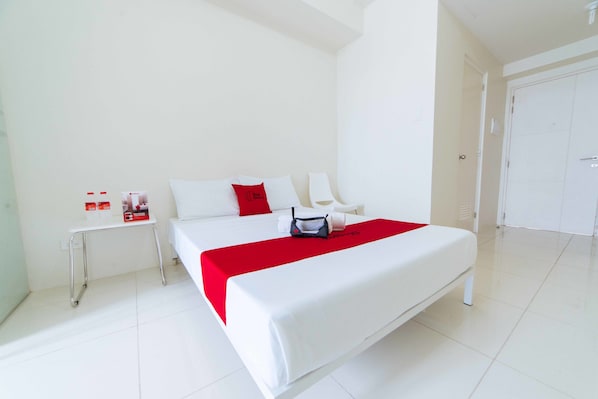 ダブルルーム | デスク、WiFi (無料)、ベッドシーツ