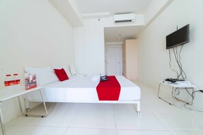 ダブルルーム | デスク、WiFi (無料)、ベッドシーツ