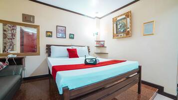 Desk, free WiFi, bed sheets