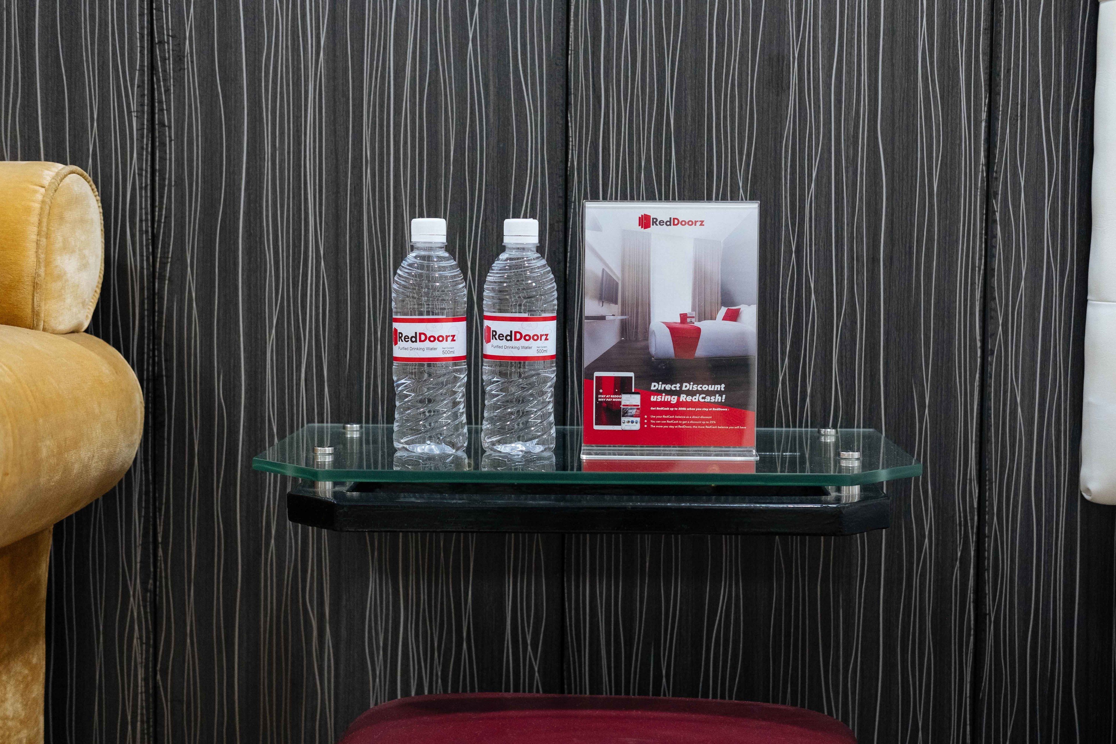 double room | free wifi, bed sheets