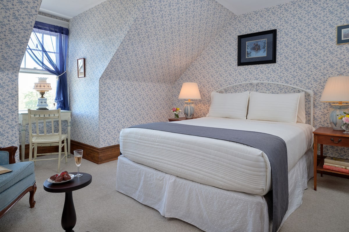 Habitación Confort | 2 habitaciones, ropa de cama hipoalergénica, wifi gratis y ropa de cama