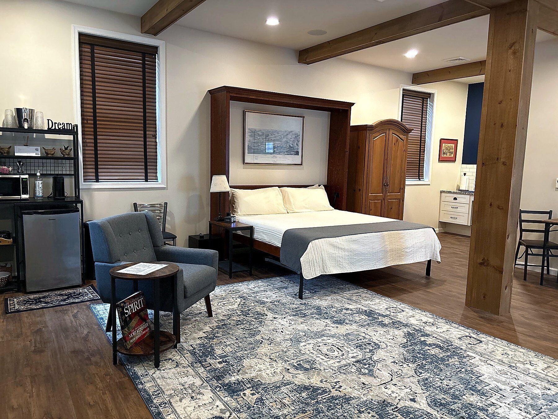 Suite estudio de lujo, ducha adaptada, vistas al jardín | Ropa de cama hipoalergénica, wifi gratis, ropa de cama
